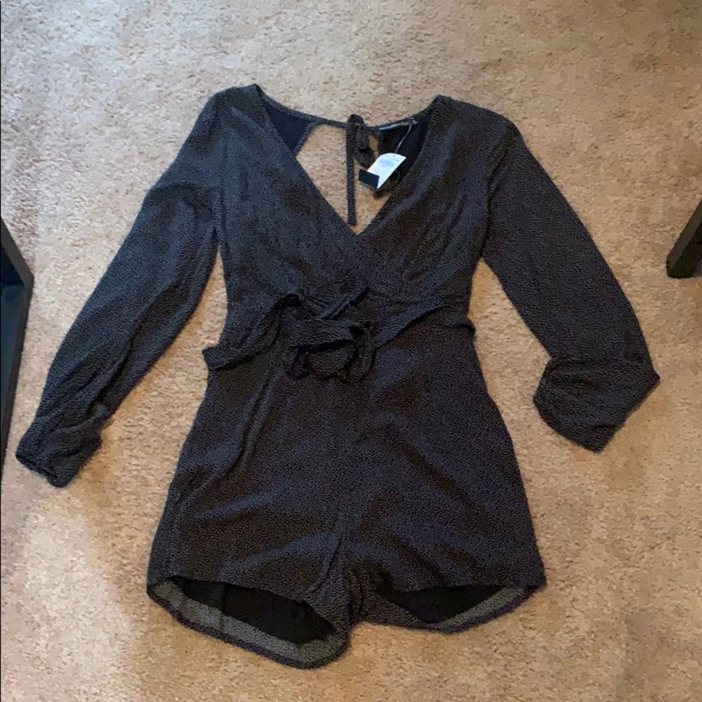 Black / white polka dot romper